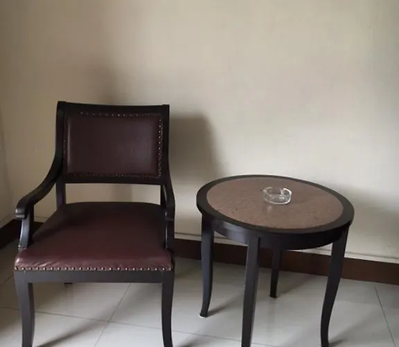 Hotel Palm Suites